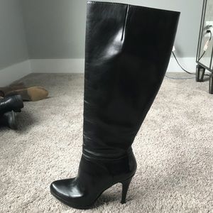 Nine West Heeled Black Leather Boots